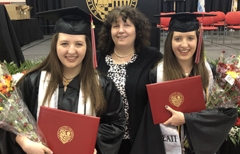 https://www.sxu.edu/_resources/images/news/2021-christine-katie-colleen.jpg