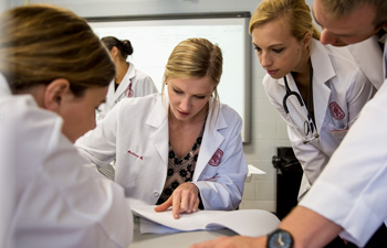 https://www.sxu.edu/_resources/images/news/2021-nursing-students.jpg