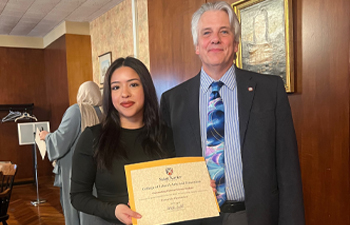 https://www.sxu.edu/_resources/images/news/2025/2025-fernanda-hernandez%20350x225.jpg