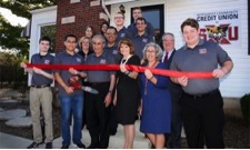 https://www.sxu.edu/news/articles/2016/images/credit-union-sxu-opens.jpg