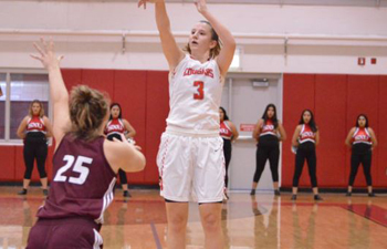 https://www.sxu.edu/news/articles/2018/images/womens-basketball-career-milestone.jpg